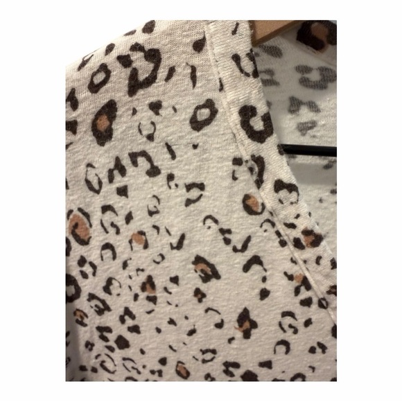 Rails Leopard Print Linen Blend Henley Button Front Long Sleeve Top – Size L - Picture 4 of 9